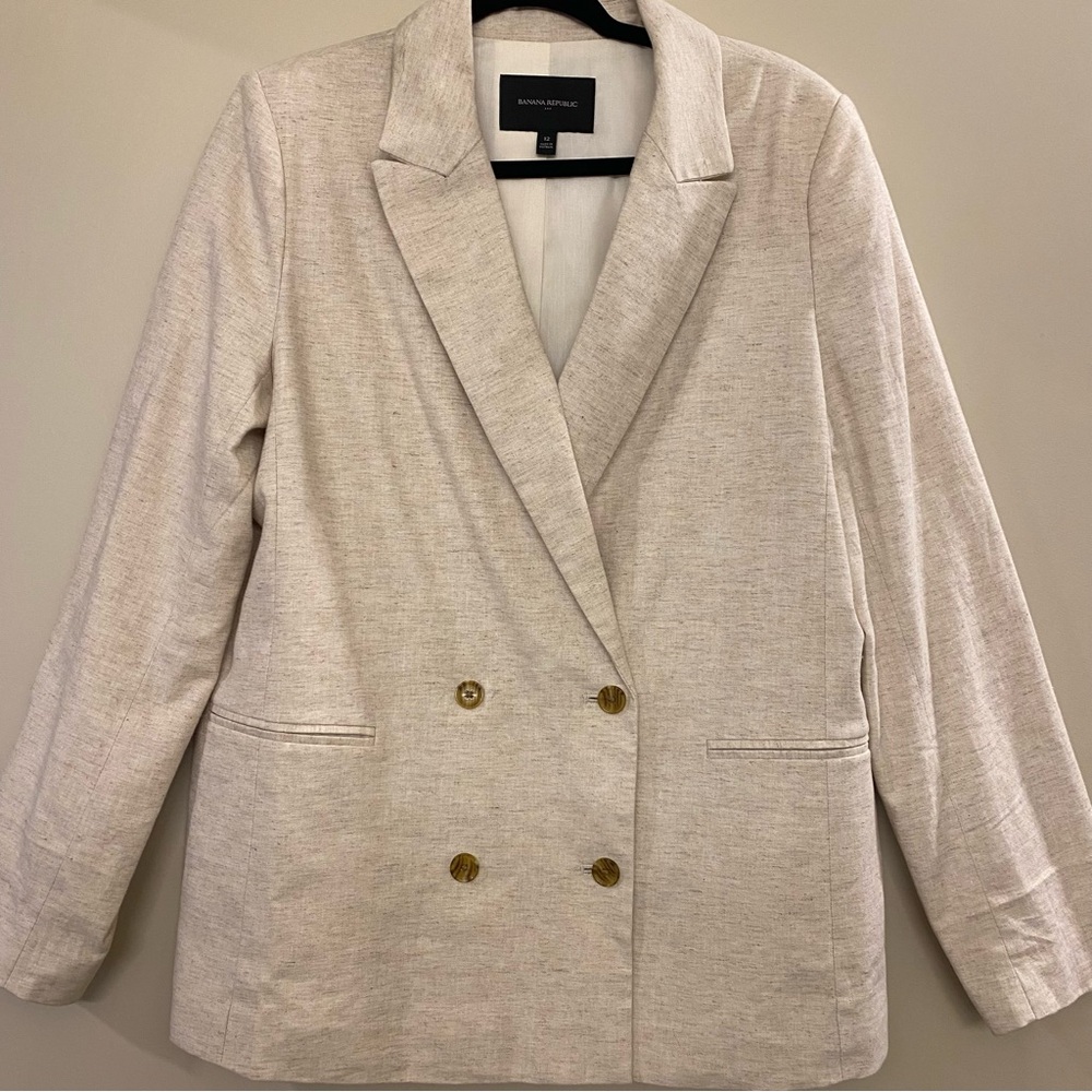 Banana Republic Factory women’s linen blazer
